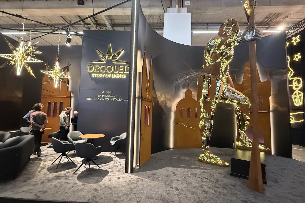 Εκθεσιακό περίπτερο DECOLED Story of Lights στην εμπορική έκθεση της Φρανκφούρτης
